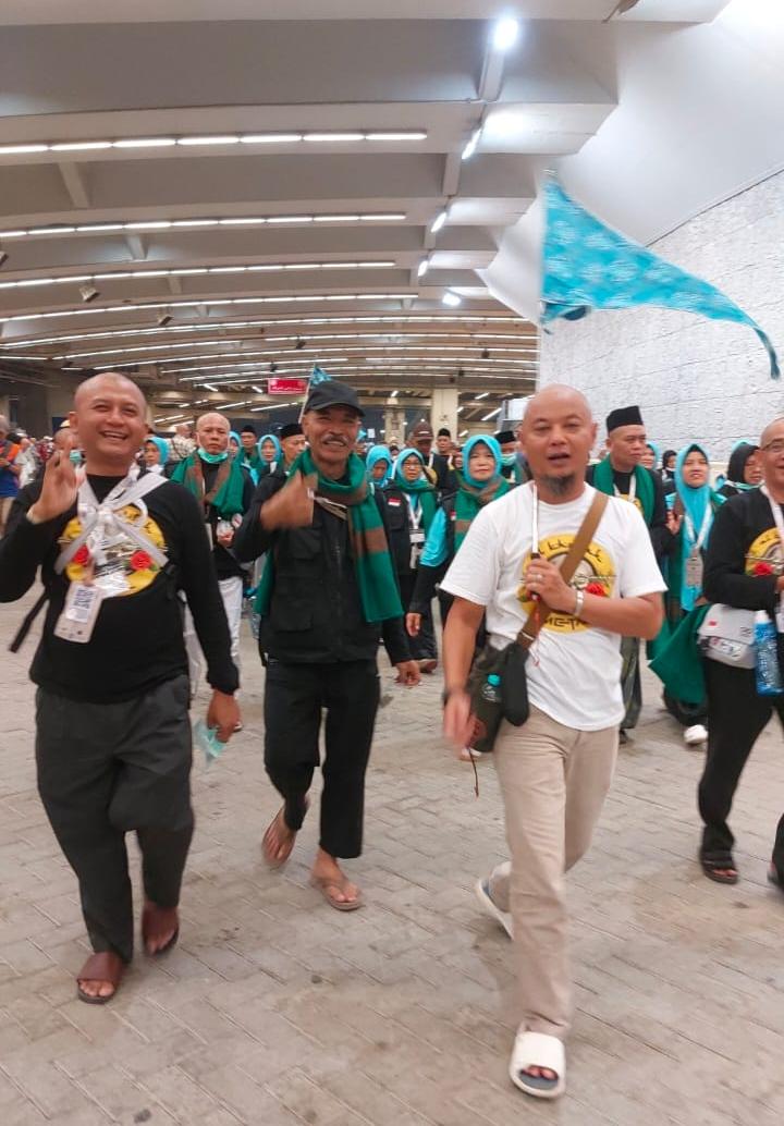 KBIH Al Munawir Selesaikan Seluruh Rangkaian Lempar Jumrah, Jamaah Siap Menuju Mekkah Tawaf Ifadhah